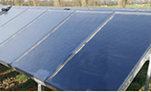 Zoom sur des panneaux solaires thermiques