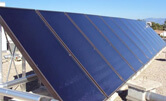 Photo de panneau solaire en toiture.