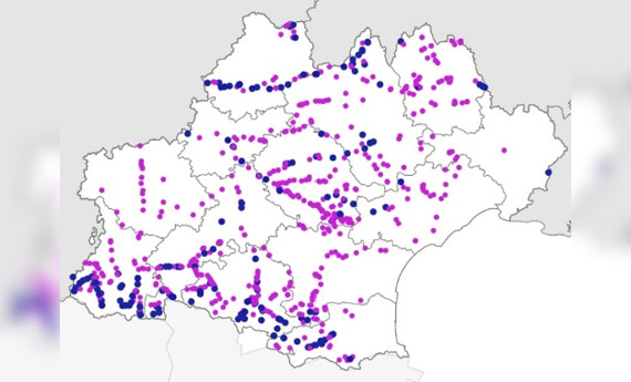 Carte de l’Occitanie montrant la répartition des centrales hydroélectriques : les usines autorisées en titre et les usines concédées.