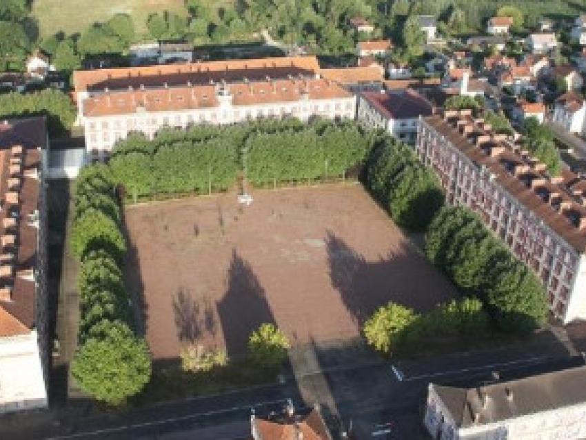 casernes-miribel-rex.jpg