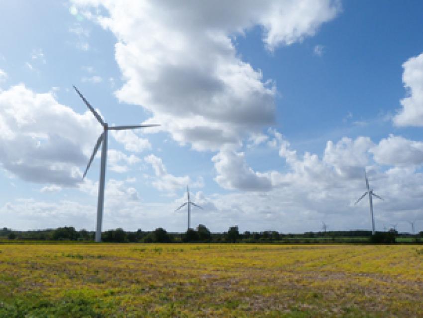 communaute-thouarsais-eoliennes-rex.jpg